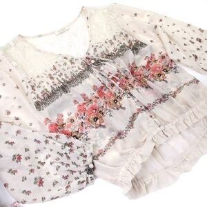 C'isa Sheer Floral Boho Cream Peach Top Sz M